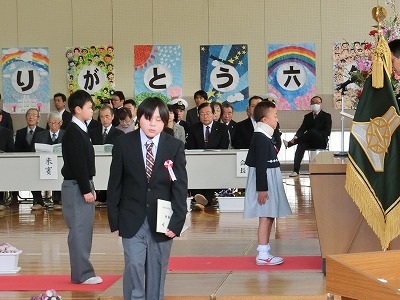 img4.jpg